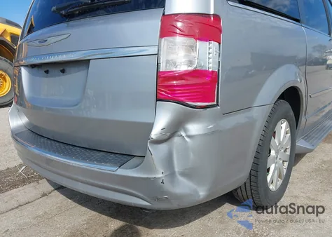 2016 Chrysler Town & Country Touring из США, поврежденный, VIN 2C4RC1BG1GR206426